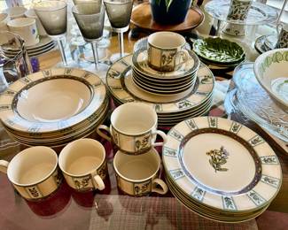 PTS International Interiors Stoneware "Winslow Manor"