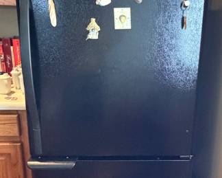 Amana Bottom Freezer Refrigerator