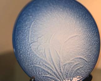 Vintage Arita Mansen Japanese blue Iris/Orchid Plate $15