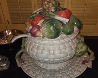 Fitz & Floyd Signature collection