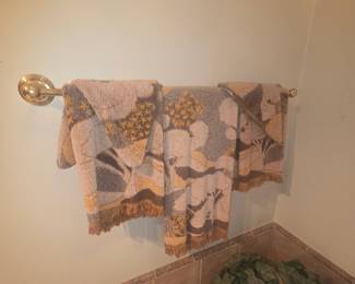 More towels Lots of linens and blankets, too