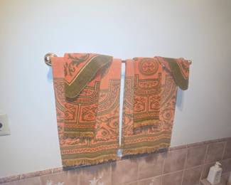 Towels - different sets to choose from