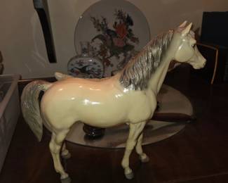 BREYER Mare.  This Breyer horse online price- ranges from $20 - $95. Our price is  $20