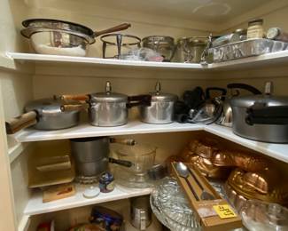 Lots of great kitchenware.