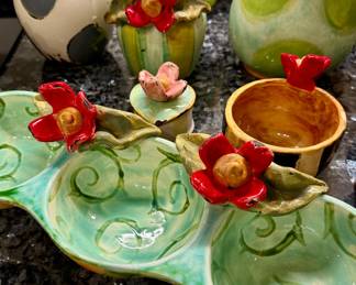 THREE E fabulous pottery