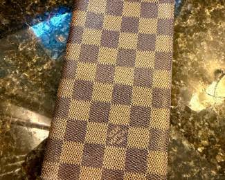 Dahmier credit card case