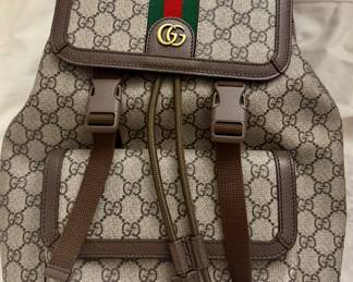 GUCCI GG SUPREME BACKPACK