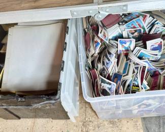 Topps baseball cards, card sleeves & binder pages.