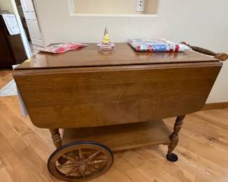 Ethan Allen dropleaf table