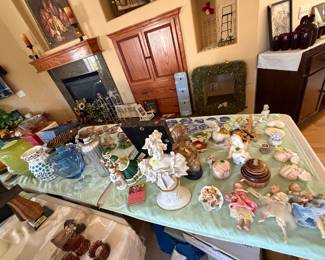 Variety of decor, bases, trinkets, and collectibles