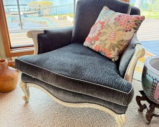 Gray accent arm chair