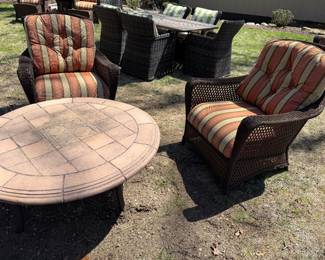 Lloyd Flanders Grand Travers Pair of chairs