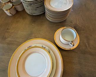 Fitz & Floyd 1982 "Versailles & Palace Peony" Set of 14 70 pc.