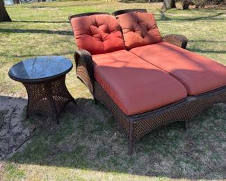 Lloyd Flanders Grand Travers table and double chase Lounge