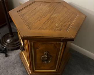 Wood night stand