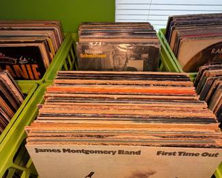 Thousands of Vinyl Records under $10