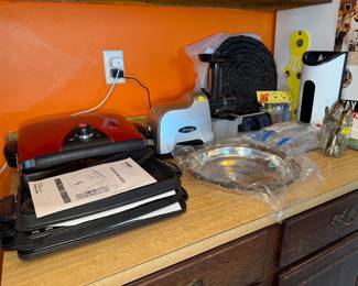 Like New Kitchen Ware