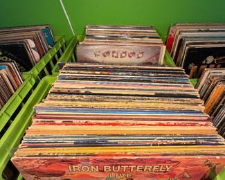Thousands of Vinyl Records under $10