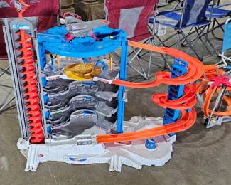 HOT WHEELS