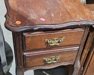 NIGHTSTAND
