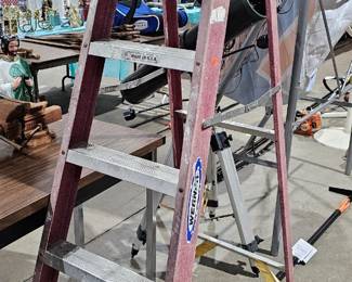 LADDER