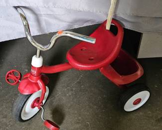 TRICYCLE