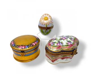 103 LimogesFrancePeintMainPorcelainTrinketBoxes3pcs