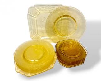 36 YellowDepressionGlassPlateSetwRoundSquarePlates
