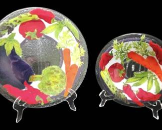 Peggy Karr Fused Glass Gourmet Garden Plate  Bowl Signed With Original Boxes  Stands