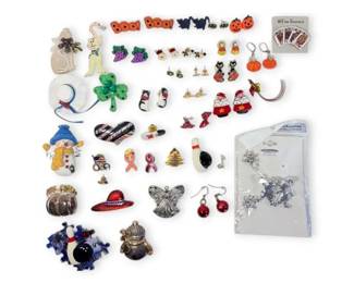 Holiday Novelty Brooches, Pins, And Earrings
