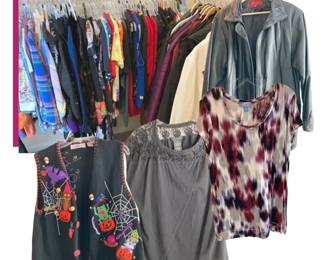 Closet Of Womens Clothing Anne Klein, Liz Claiborne, Ralph Lauren And More