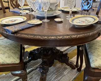 Gorgeous antique oak dining table