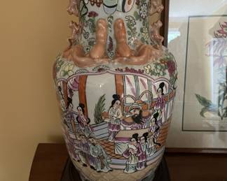 1 of 2 Chinese vases