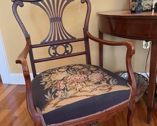 Antique slipper chair