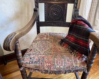 Antique arm chair