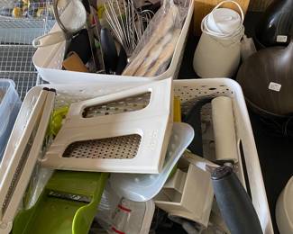 kitchen overflow area