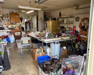 garage wonderland, you could get lost