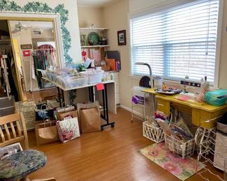Craft sewing room