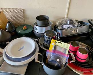 kitchen overflow area