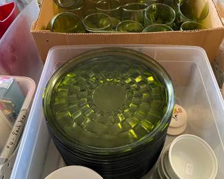 kitchen overflow area