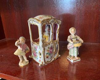 Meissan Royal 3 figure set