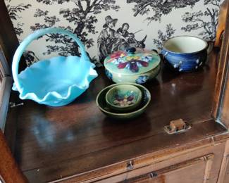 Fenton basket, trinket box