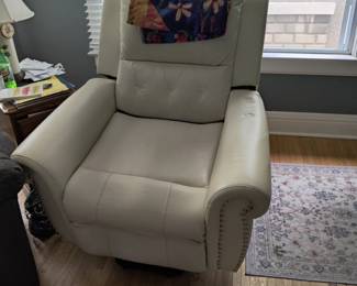 Lift chair