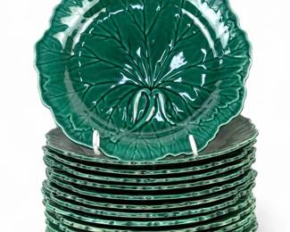 (15) Wedgwood Majolica Leaf Plates