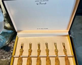 24 kt gold plated appetizer forks set Vintage in Box 