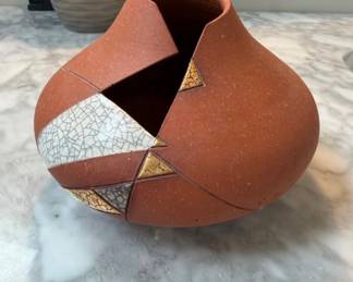 Terry Habeger Studio Art Gallery Terracotta Pottery Metallic Crazed Glaze Vase - Signed Collectible