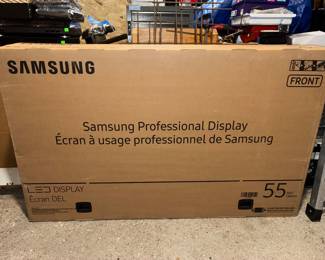 Samsung 55” Display Screen TV Indoor Outdoor New in Box