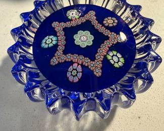 Glass paperweight