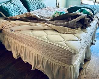 Select Comfort Sleep Number Bed King