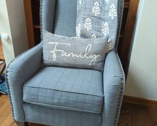 Bluegrey Fabric Wingback Chair with Throw and Pillow